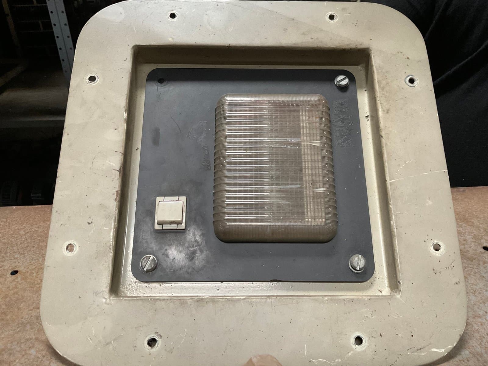 Cab Assembly Light — photo 3
